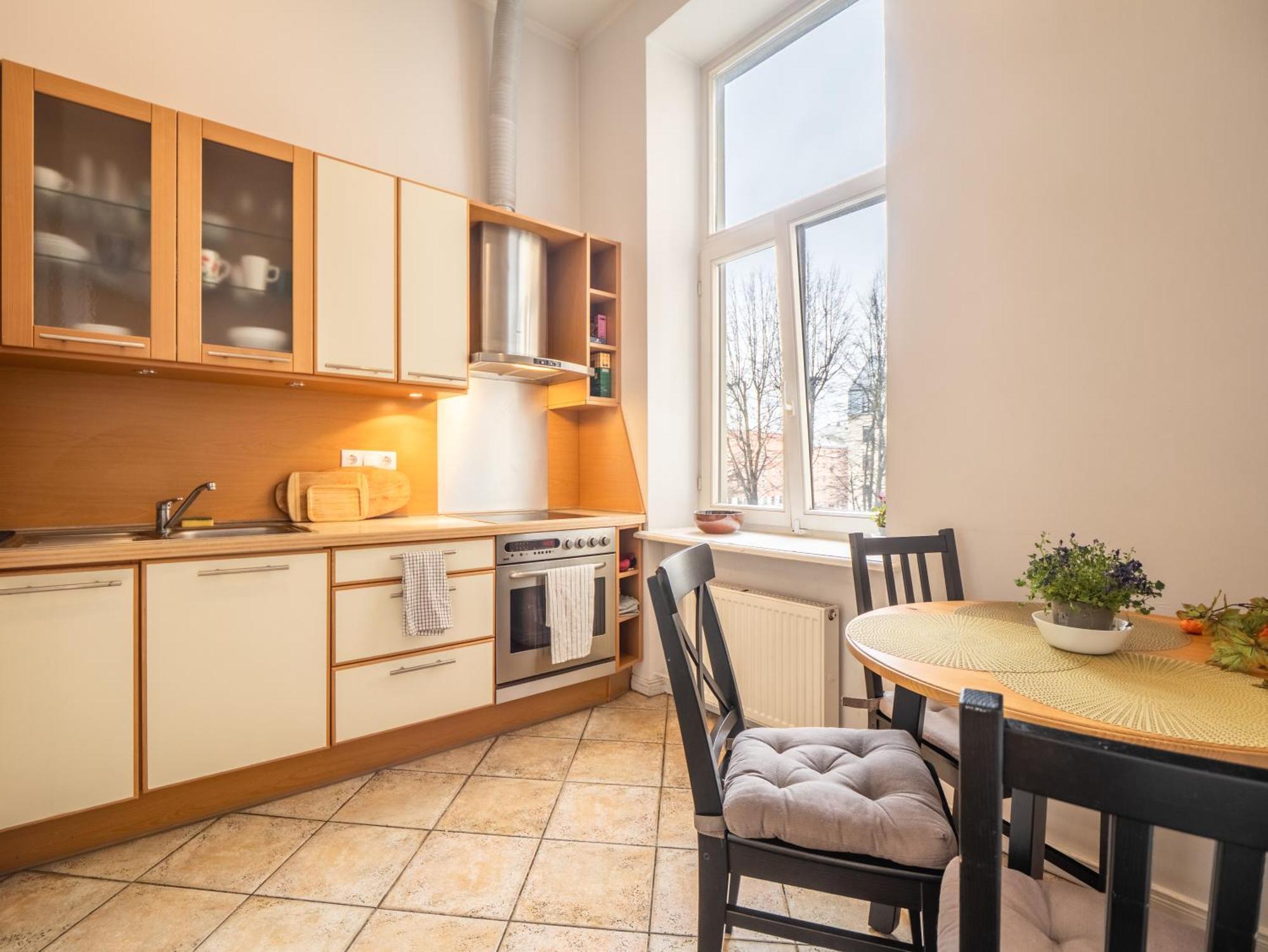 Embassy Area, Spacious 2br *