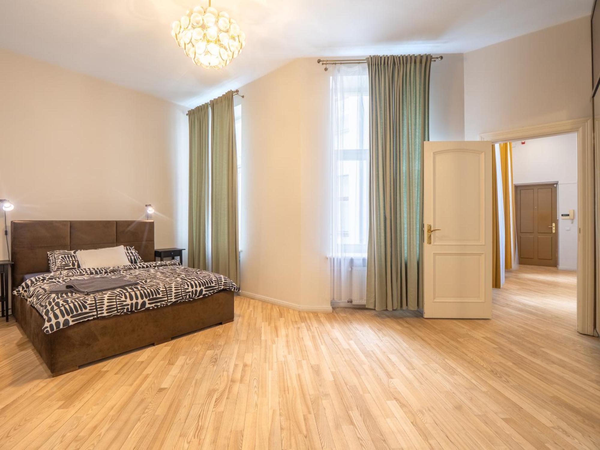 Апартаменты Embassy Area, Spacious 2br Рига