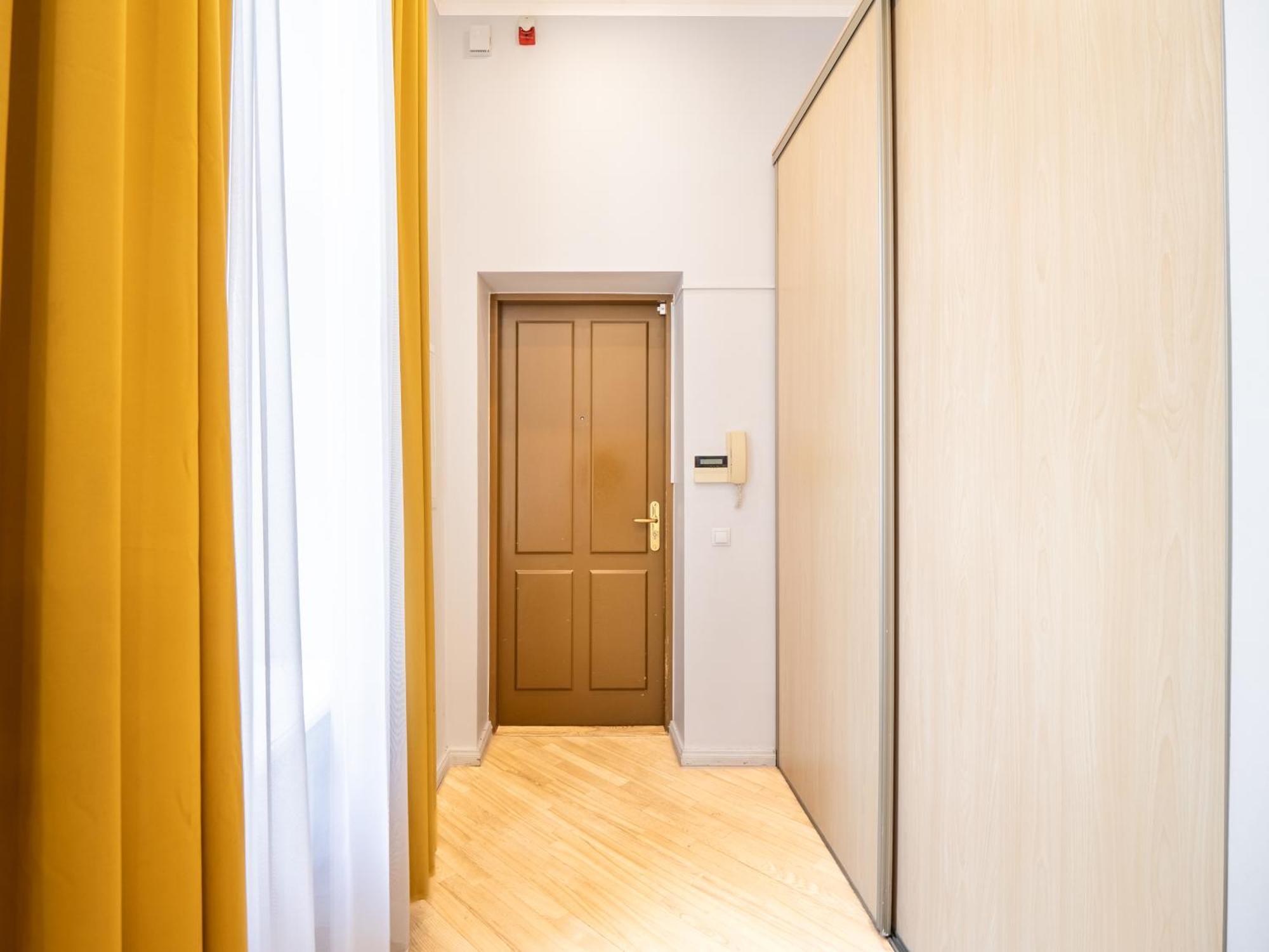 Embassy Area, Spacious 2br Appartamento