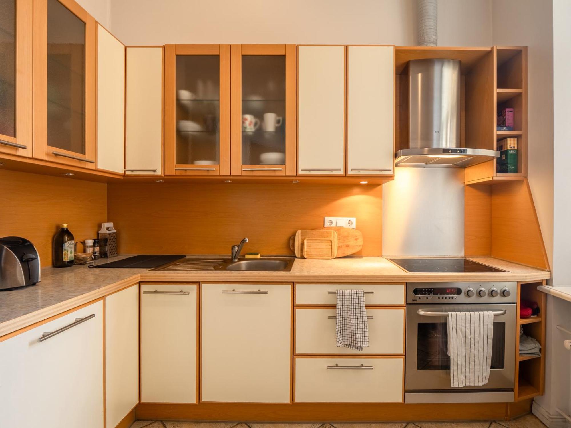 Embassy Area, Spacious 2br