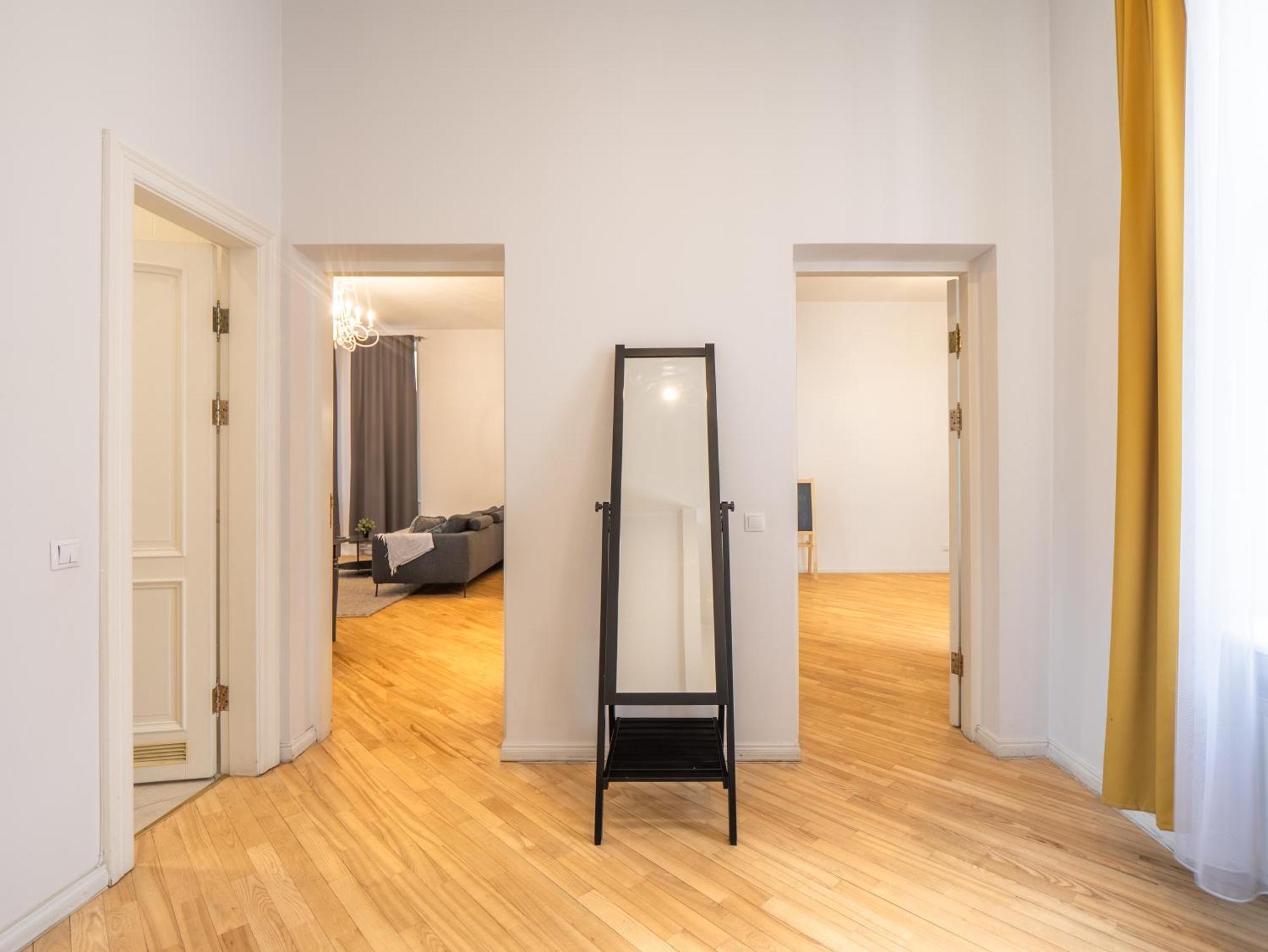 Huoneisto Embassy Area, Spacious 2br Riika